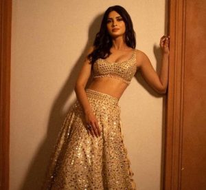 Unveiling Diana Penty's Must-Have Golden Lehenga Alert for Bridesmaids-to-Be