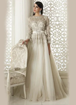 Ivory Classy Queen