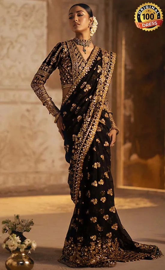 Embroidered-Velvet-Dastoor-Look-04-4.webp Embroidered Velvet - Dastoor Look 04
