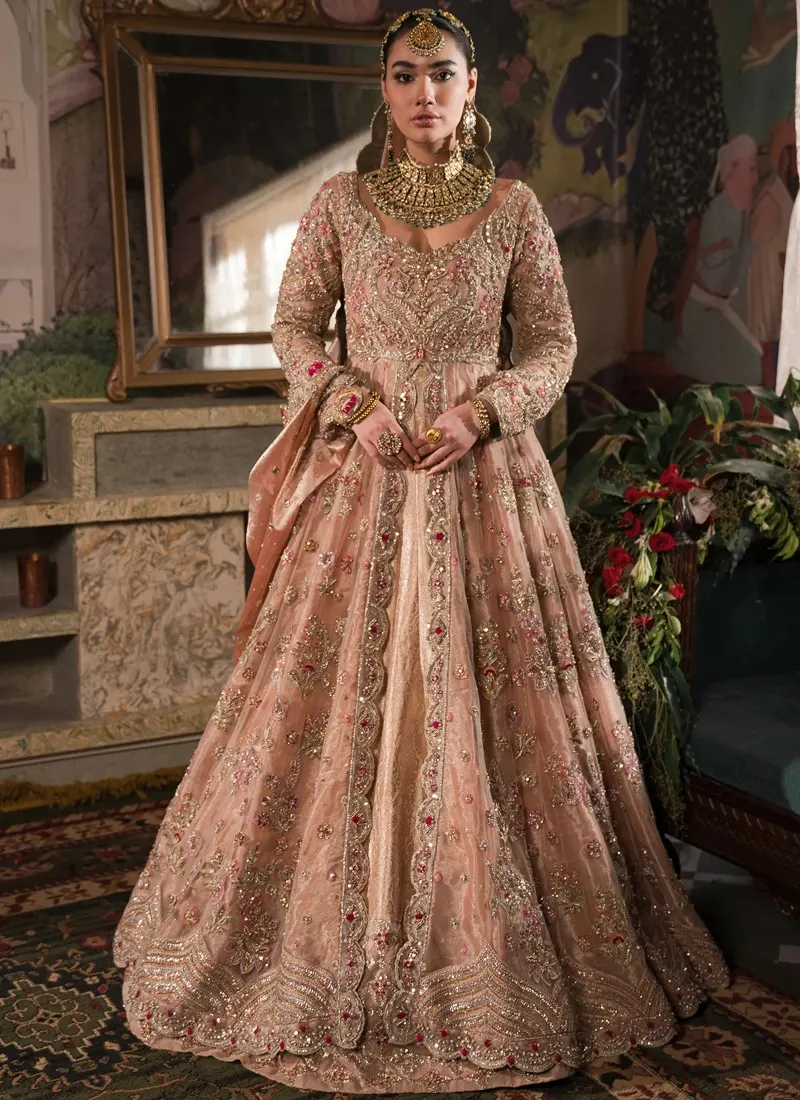 Ammara Khan Bridal Gown (1)