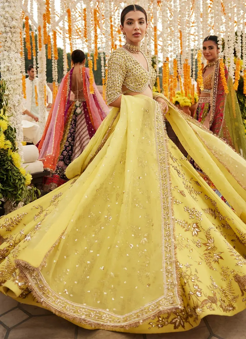 Zaha PK Mehndi Lehenga (5)